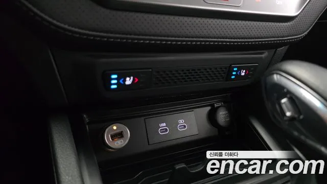 KGM Rexton 2023 thumb 4