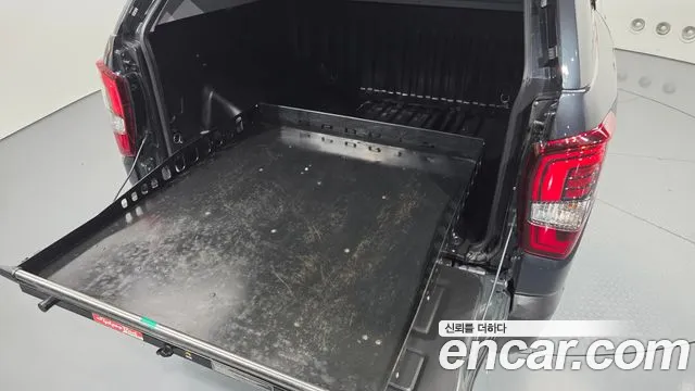 KGM Rexton 2023 thumb 11
