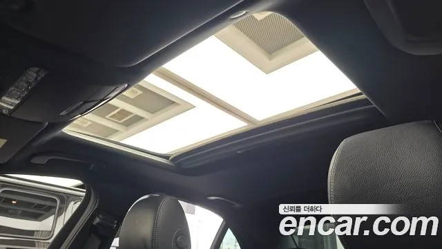 Mercedes-Benz E-Class 2021 thumb 5