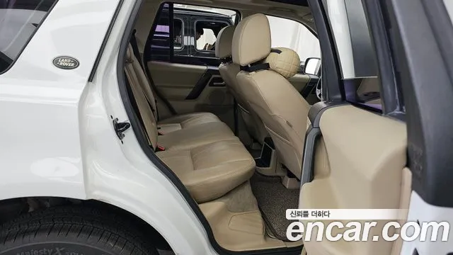 Land Rover Freelander 2013 thumb 9