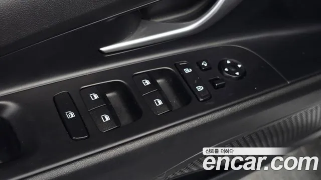 Hyundai Elantra 2022 thumb 6