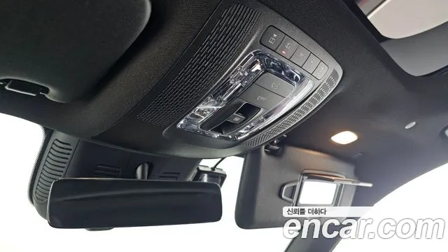 Mercedes-Benz GLB 2024 thumb 2