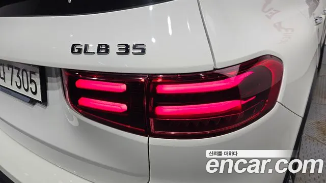 Mercedes-Benz GLB 2024 thumb 9