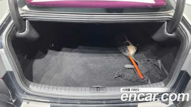Hyundai Genesis 2015 thumb 10