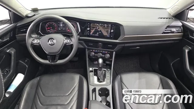 Volkswagen Jetta 2020 thumb 7