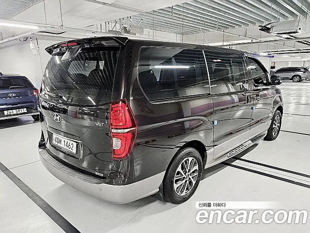 Hyundai Staria 2018 thumb 7