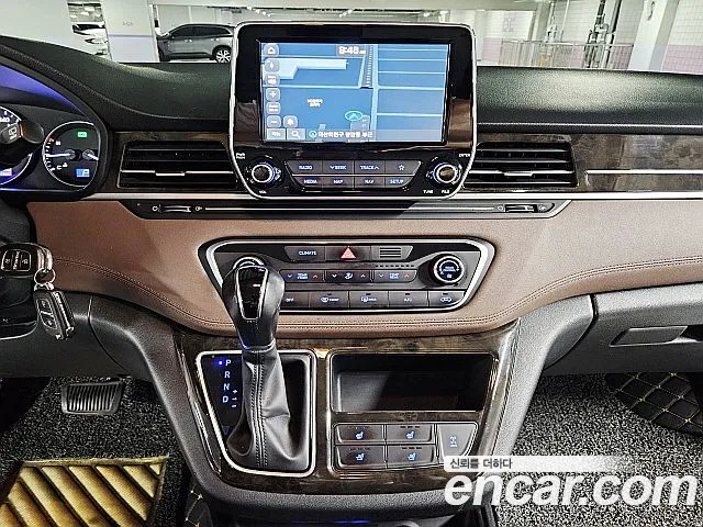 Hyundai Staria 2018 thumb 8