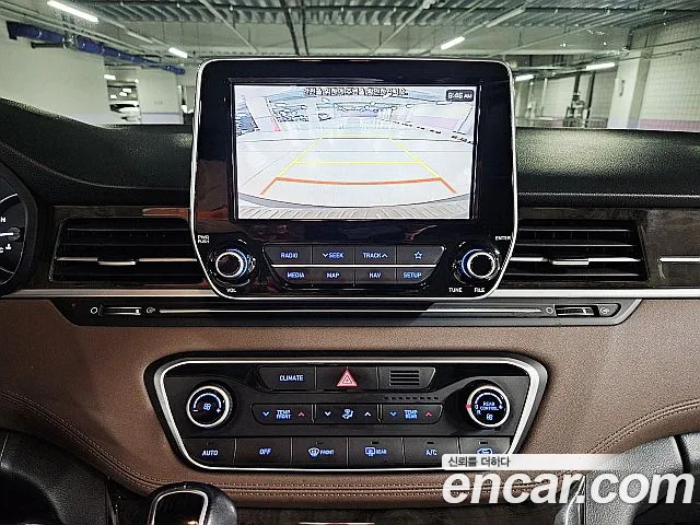 Hyundai Staria 2018 thumb 5