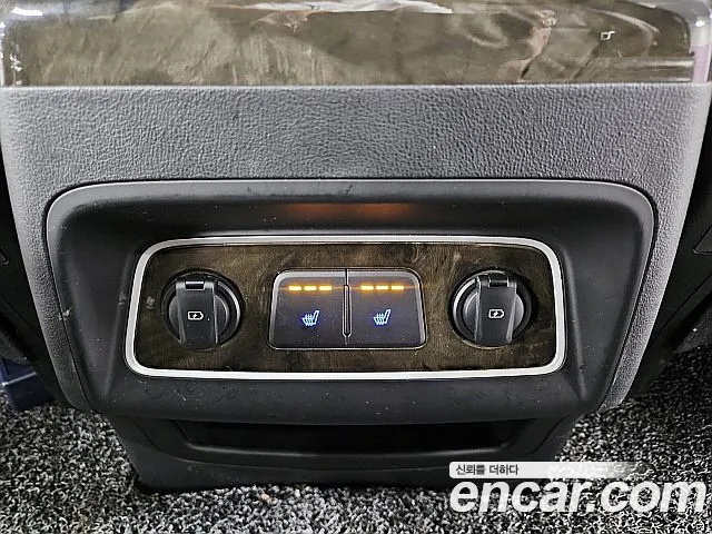 Hyundai Staria 2018 thumb 3