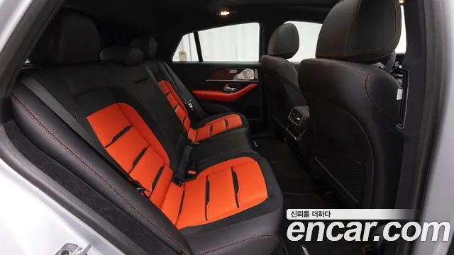 Mercedes-Benz E-Класс 2025 thumb 10