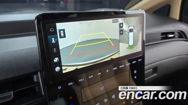 Hyundai Staria 2022 thumb 7
