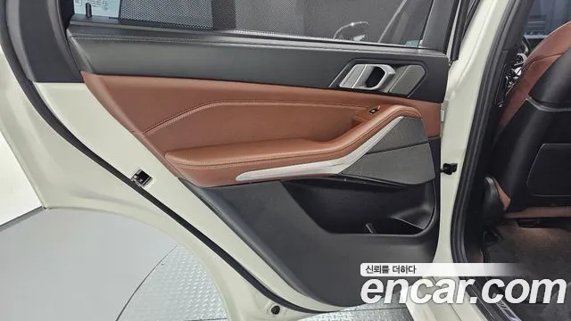 BMW X5 2021 thumb 12