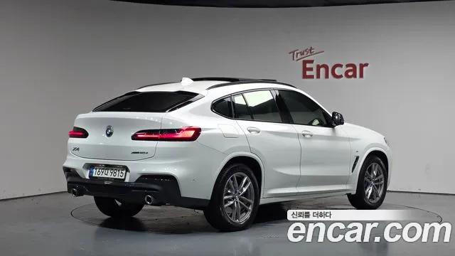 BMW X4 2021 thumb 12