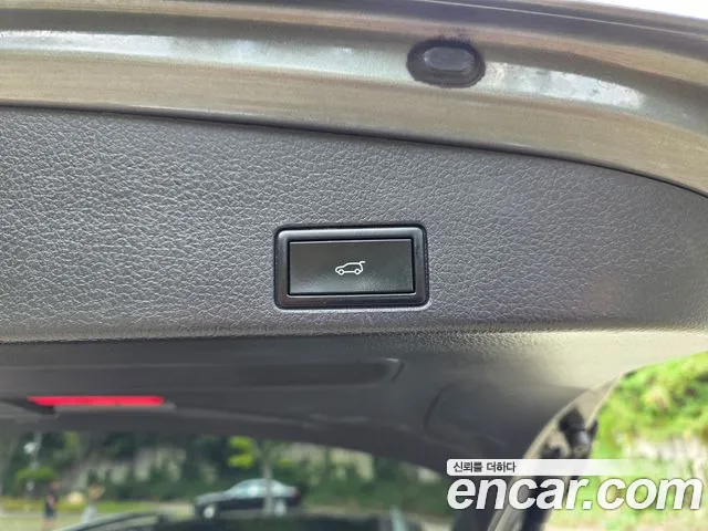 Volkswagen Touareg 2015 thumb 7