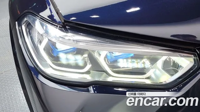 BMW X5M 2020 thumb 4
