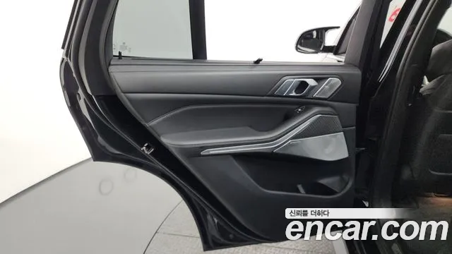 BMW X5M 2020 thumb 10