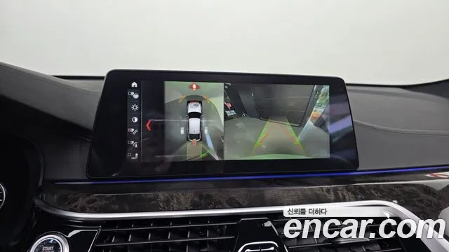 BMW 6 серии Gran Turismo 2017 thumb 11