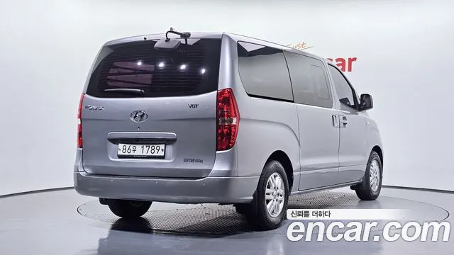 Hyundai Staria 2018 thumb 2