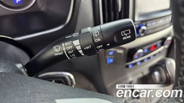 Hyundai Staria 2018 thumb 8