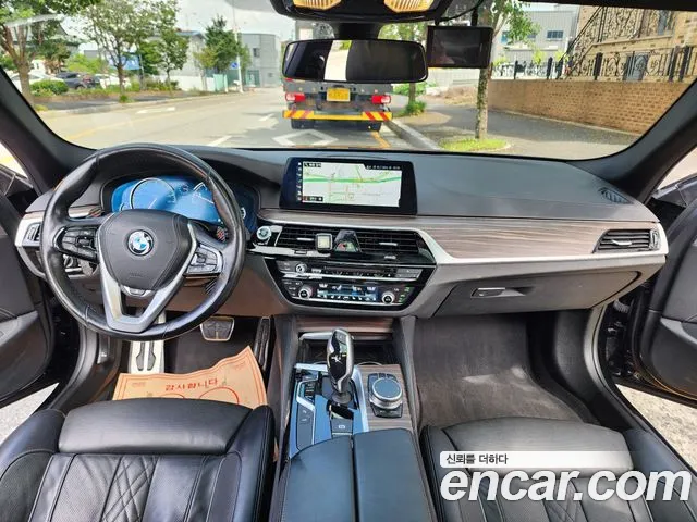 BMW 5 серии 2017 thumb 7