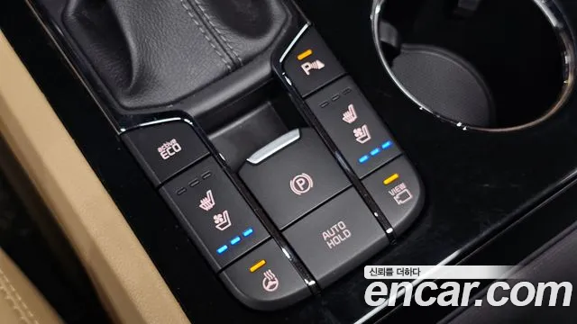 Kia Carnival 2019 thumb 11