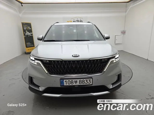 Kia Carnival 2021 thumb 10