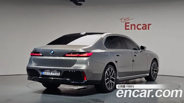 BMW 7 серии 2023 thumb 5