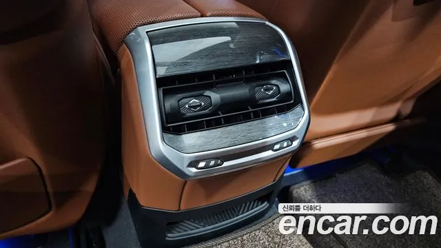 BMW 7 серии 2023 thumb 6