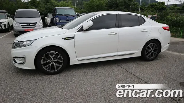 Kia K5 2012 thumb 11