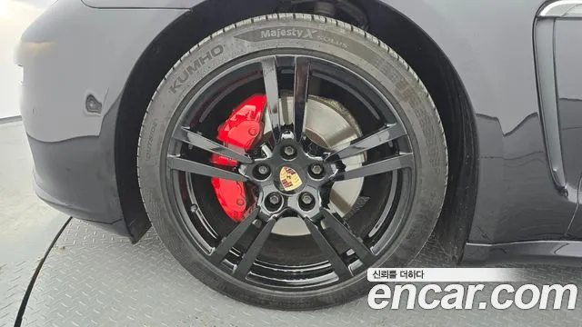 Porsche Panamera 2014 thumb 8