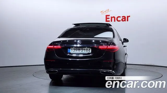 Mercedes-Benz S-Class 2022 thumb 8