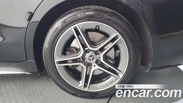 Mercedes-Benz S-Class 2022 thumb 4
