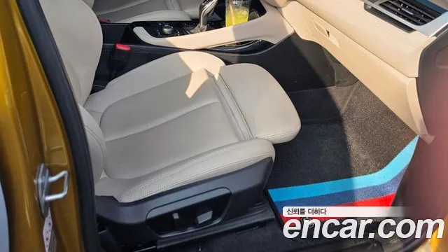 BMW X2 2020 thumb 11