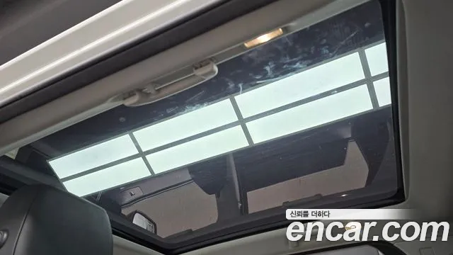 Land Rover Discovery Sport 2018 thumb 10
