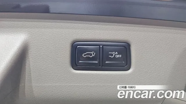 Kia Carnival 2025 thumb 8