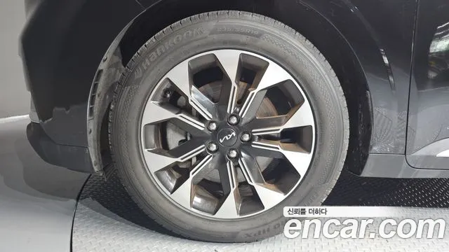 Kia Carnival 2022 thumb 3