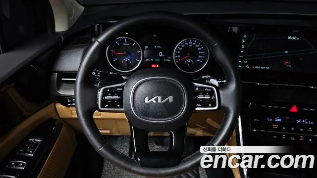 Kia Carnival 2022 thumb 5