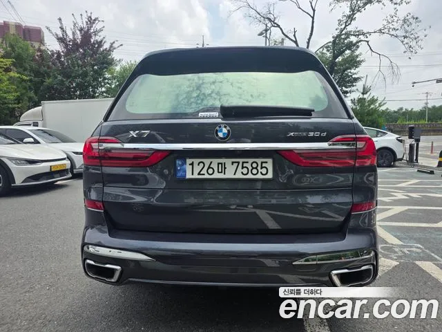 BMW X7 2020 thumb 12