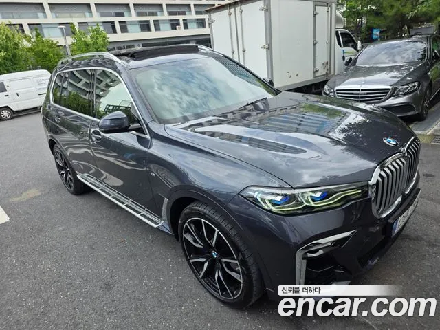 BMW X7 2020 thumb 9