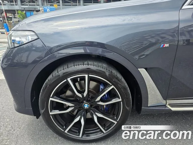 BMW X7 2020 thumb 8