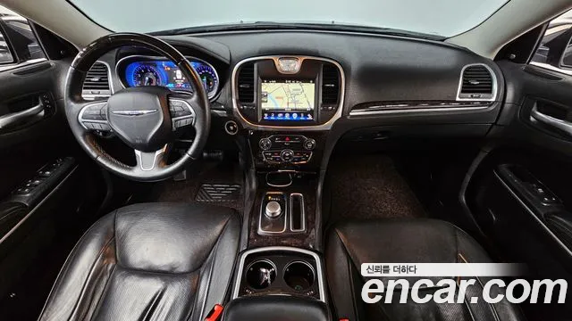 Chrysler 300C 2015 thumb 6