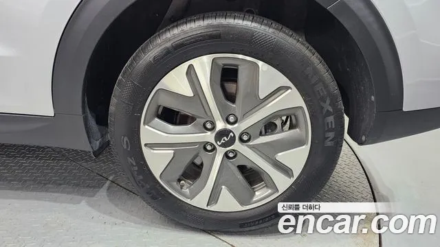 Kia Niro Plus 2022 thumb 7