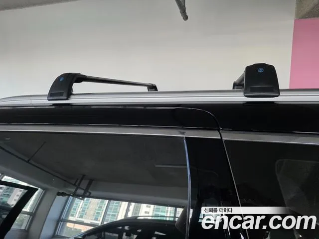 Kia Carnival 2016 thumb 12