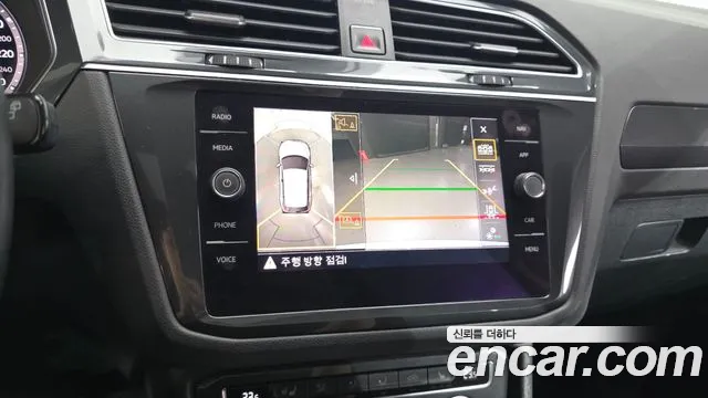 Volkswagen Tiguan 2018 thumb 6