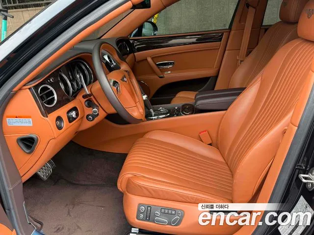 Bentley Flying Spur 2018 thumb 12