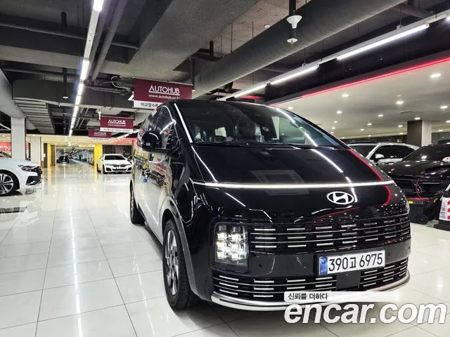 Hyundai Staria 2026 thumb 9