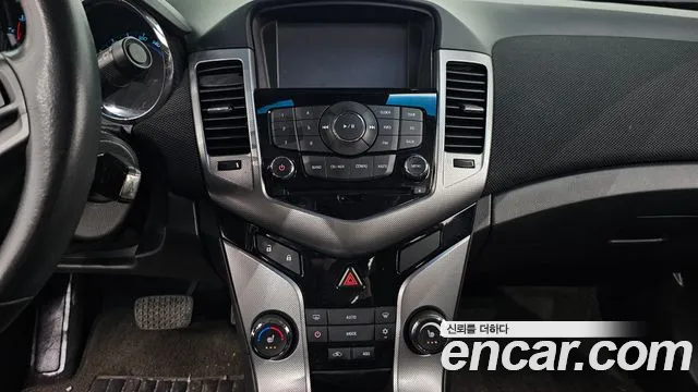 Chevrolet Cruze 2012 thumb 2