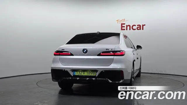 BMW 7 серии 2024 thumb 7