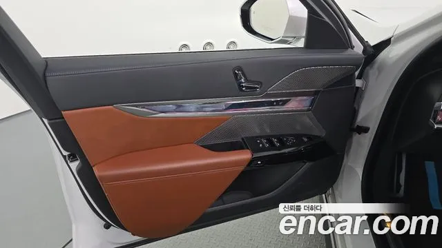 BMW 7 серии 2024 thumb 12