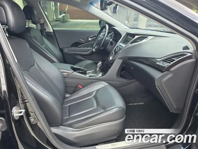 Hyundai Grandeur 2011 thumb 2